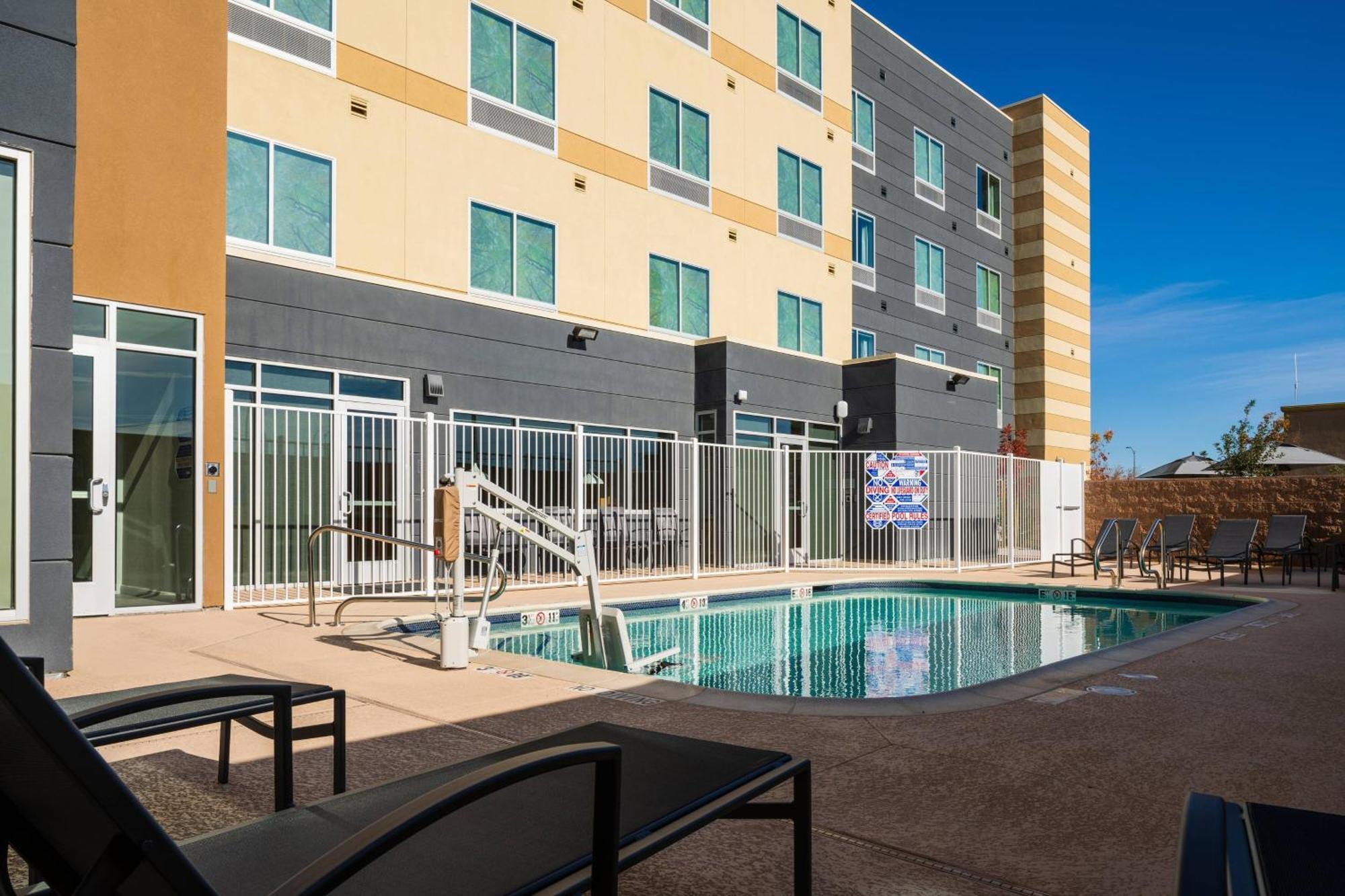 Fairfield Inn & Suites Las Vegas Northwest Ngoại thất bức ảnh